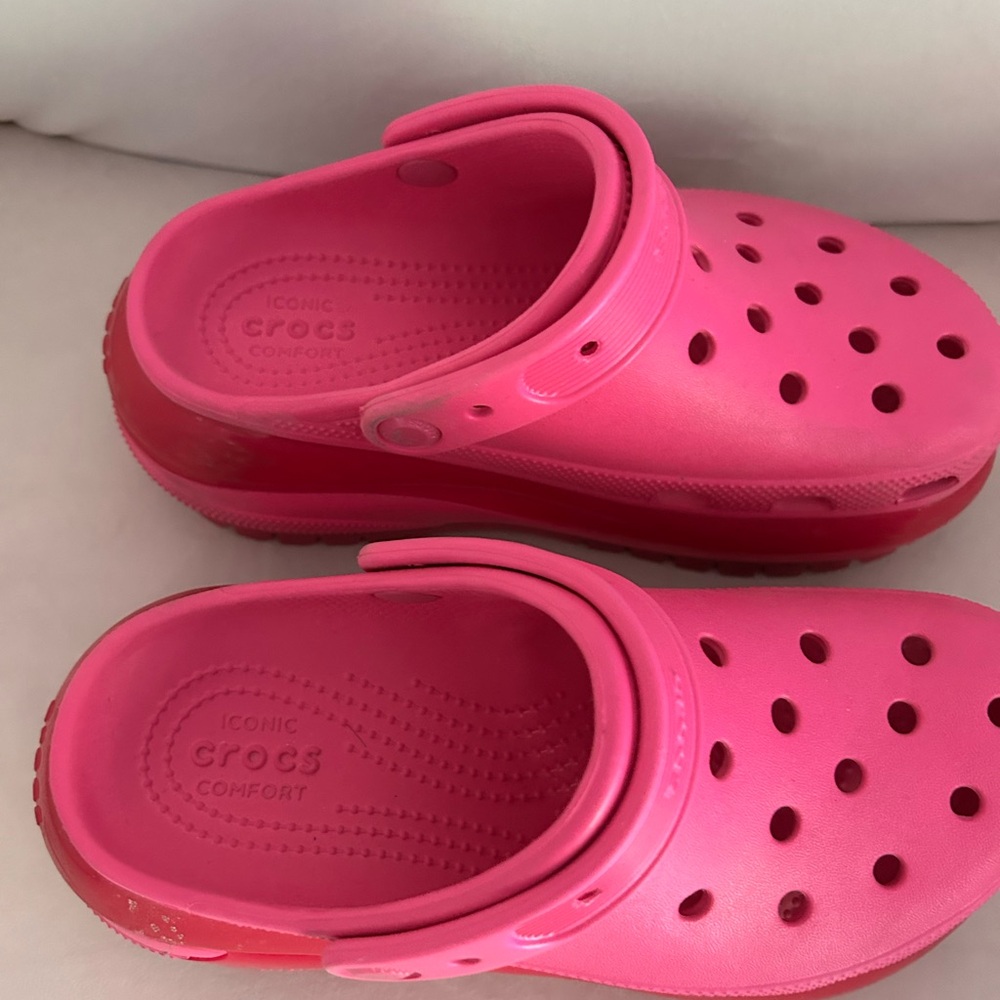 CROCS Classic Bae Platform Pink Clog Hot Pink with Red - Picture 8 of 13
